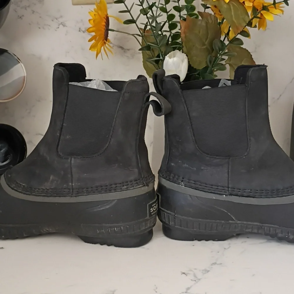 Sorel Men's Black and Gray Rain Boots